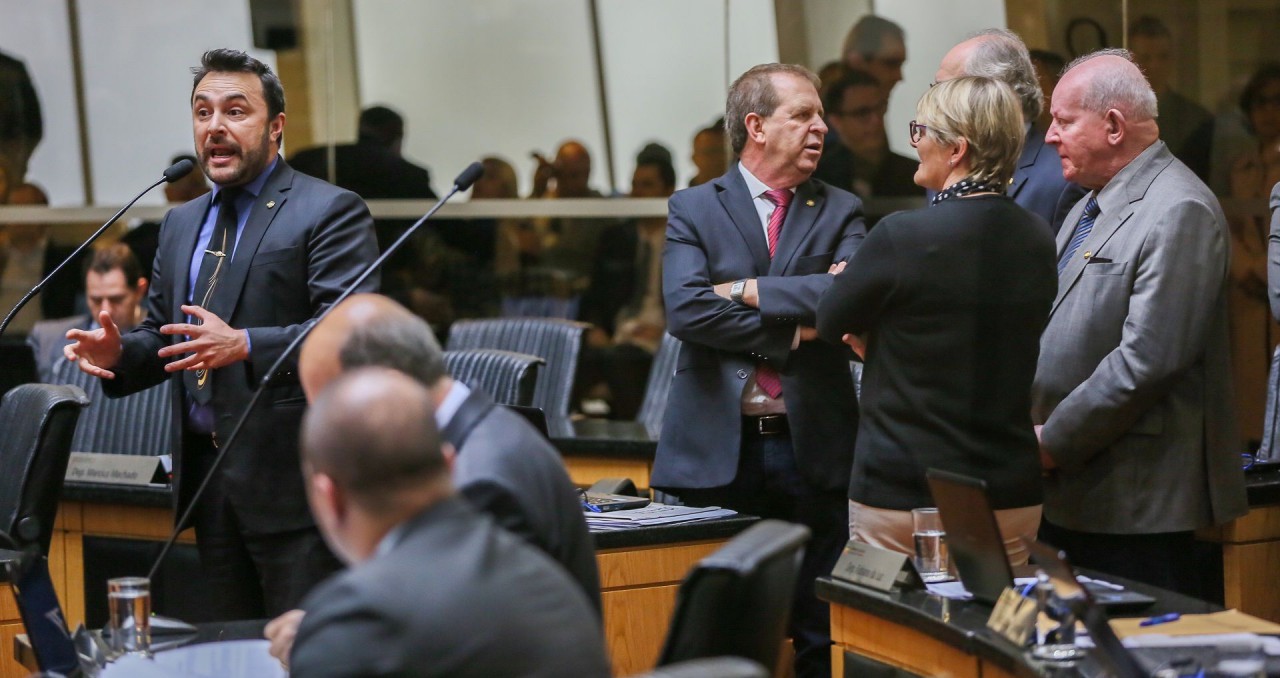 Deputados de Santa Catarina aprovam isenções fiscais