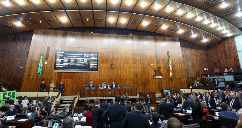 Novo estatuto do magistério é aprovado na Assembleia do RS