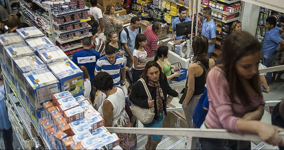 Endividamento de famílias atinge maior índice desde 2015