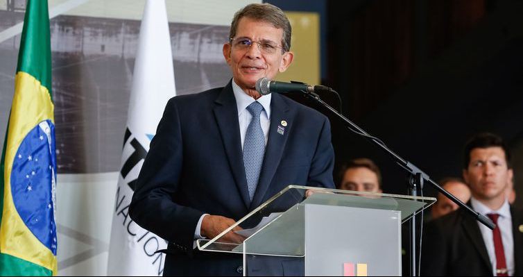 Silva e Luna toma posse na Diretoria-Geral de Itaipu